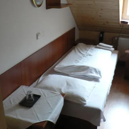 Lazensky Lecebny Dum Praha Hotel Luhacovice